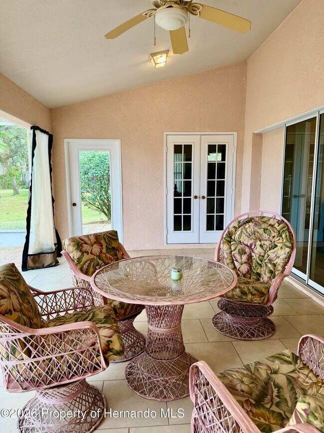 Building Photo - 9448 Tooke Shore Dr