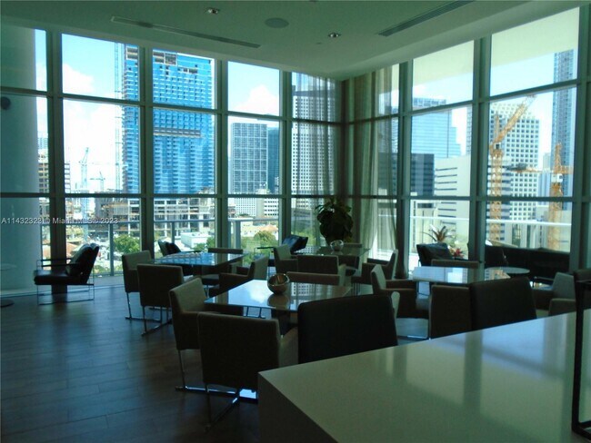 Building Photo - 1100 S Miami Ave