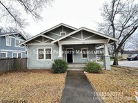 Building Photo - Beautiful Home on Kavanaugh Blvd.