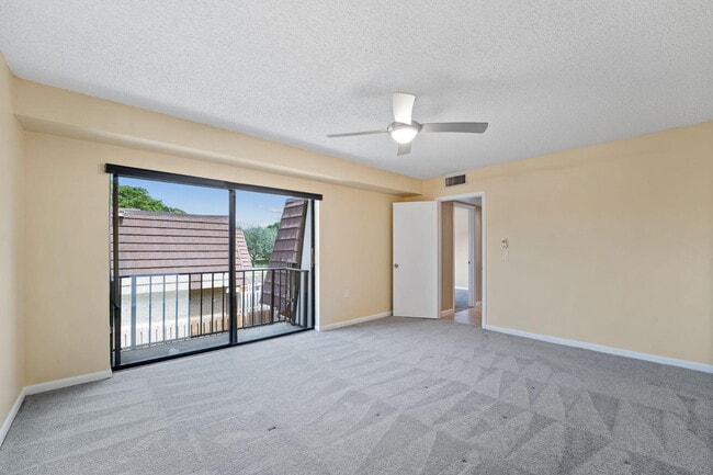 Building Photo - 2508 25th Ln