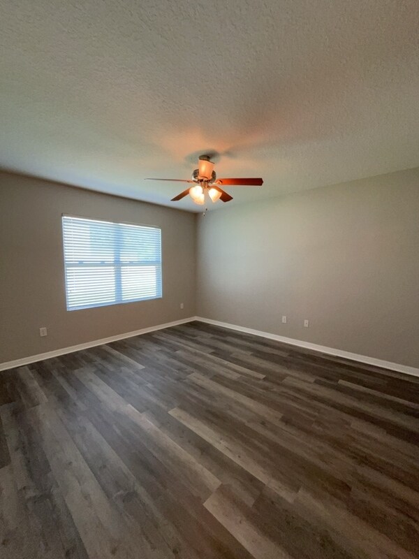 Building Photo - 4140 Sophia Blvd
