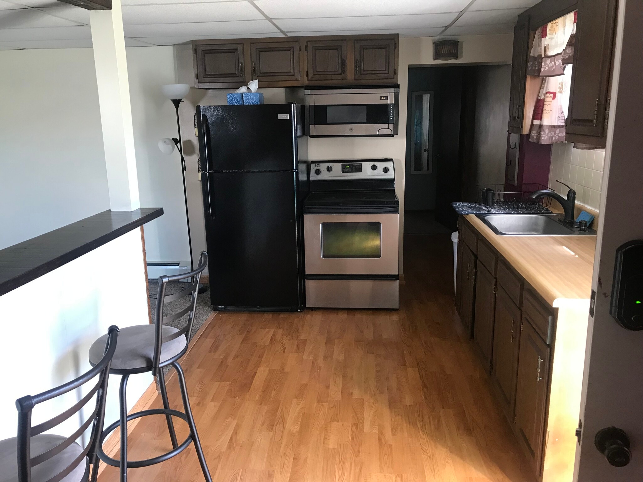 Building Photo - 155 Evergreen Pl