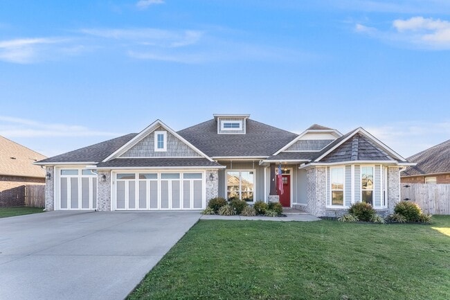 Primary Photo - Welcome to this stunning 4-bedroom, 2-bathroom