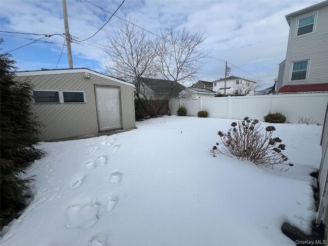 Building Photo - 62 Warwick Rd