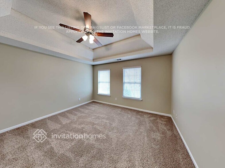 Building Photo - 115 Legend Creek Dr