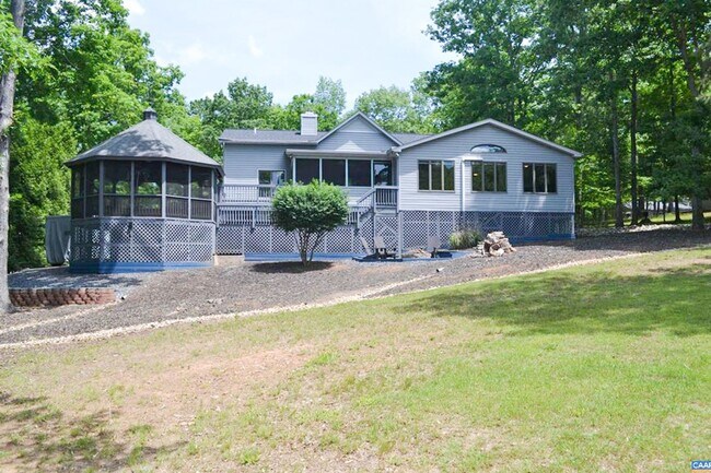 Building Photo - Furnished Golf Course Rental