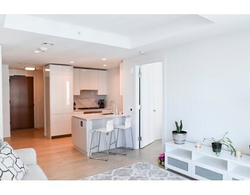 Building Photo - 125 Seaport Blvd