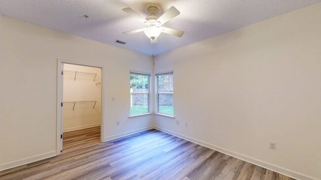 2nd Bedroom, large walk-in closet - 2000 Olde Eastwood Village Blvd