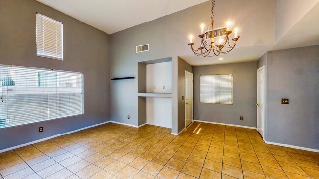 Building Photo - "Charming Las Vegas Retreat: 2-Bed Oasis o...