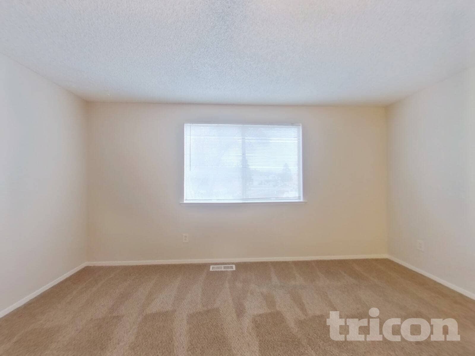 Building Photo - 2635 Rayma Ct