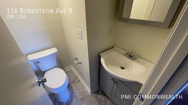 Building Photo - 116 Robertson Ave