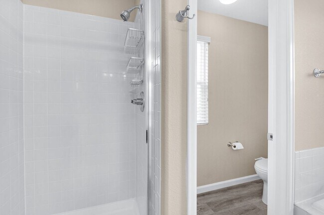 Building Photo - 17624 Quarry Way