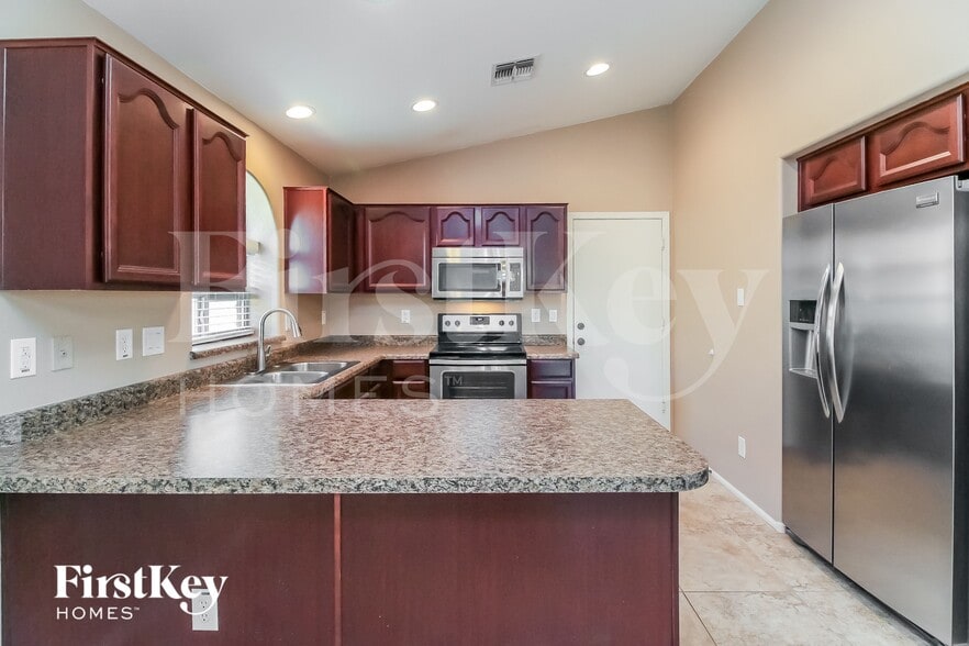 Building Photo - 4270 E Amarillo Dr