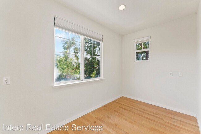 Building Photo - 4 br, 2.5 bath House - 4193 Stewart Lane