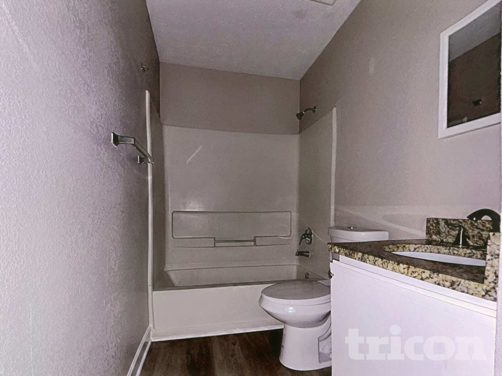 Building Photo - 2543 Mistletoe Ln SW