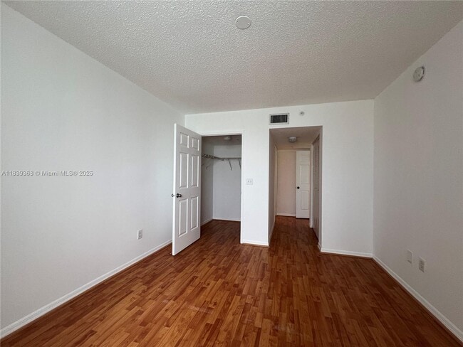 Building Photo - 2640 S University Dr