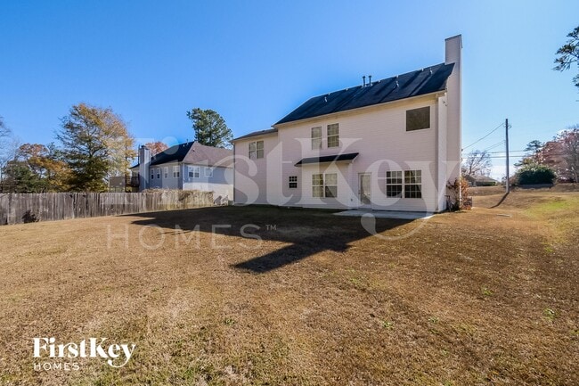 Building Photo - 915 Midway Rd