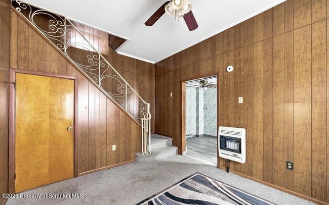 Building Photo - 458 Madison Ave