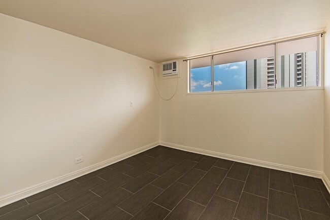 Building Photo - For Rent: 1-Bedroom Condo in Waikiki (24th...