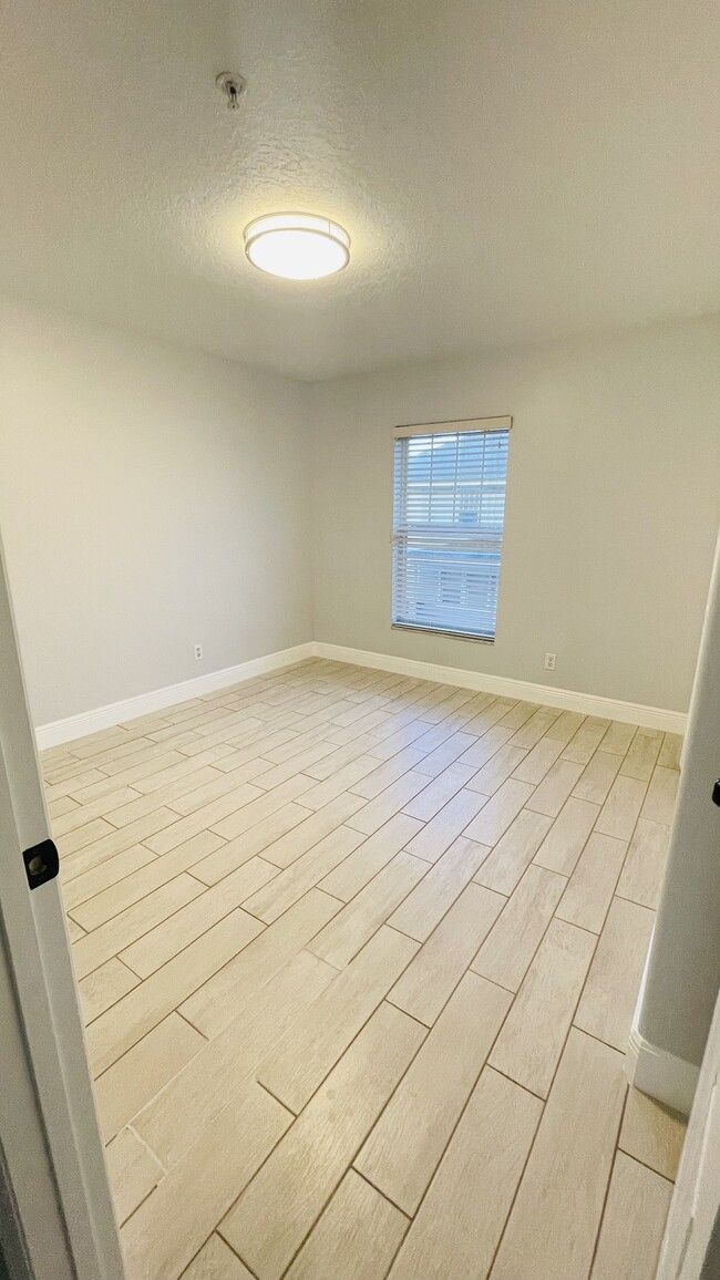 Building Photo - 2104 Cole Trail