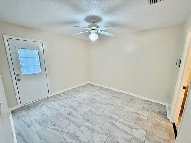 Building Photo - 957 Tray Dr