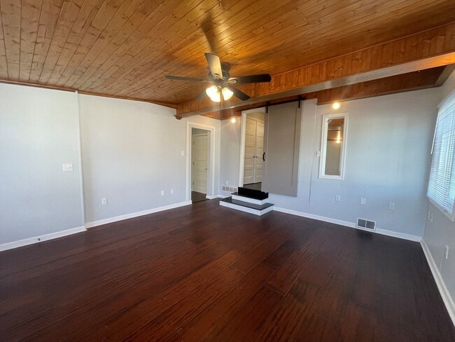 Building Photo - Town Home for rent in Papillion