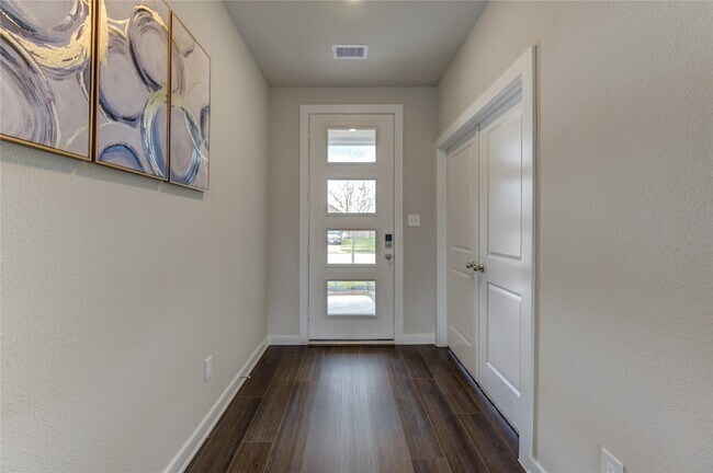 Building Photo - 6607 Arabella Lakes Dr