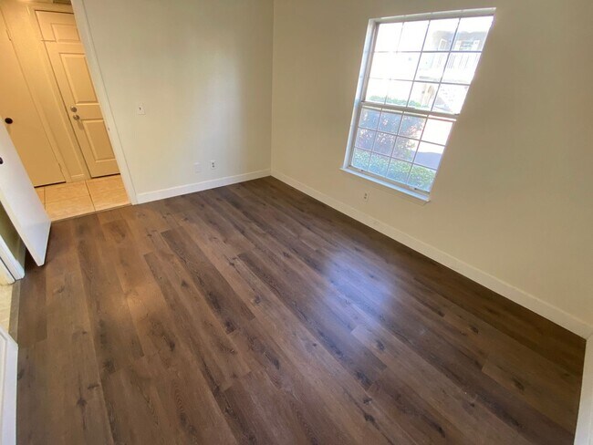 Building Photo - BEAUTIFUL 2 BEDROOM 2 BATHROOM CONDO IN GA...