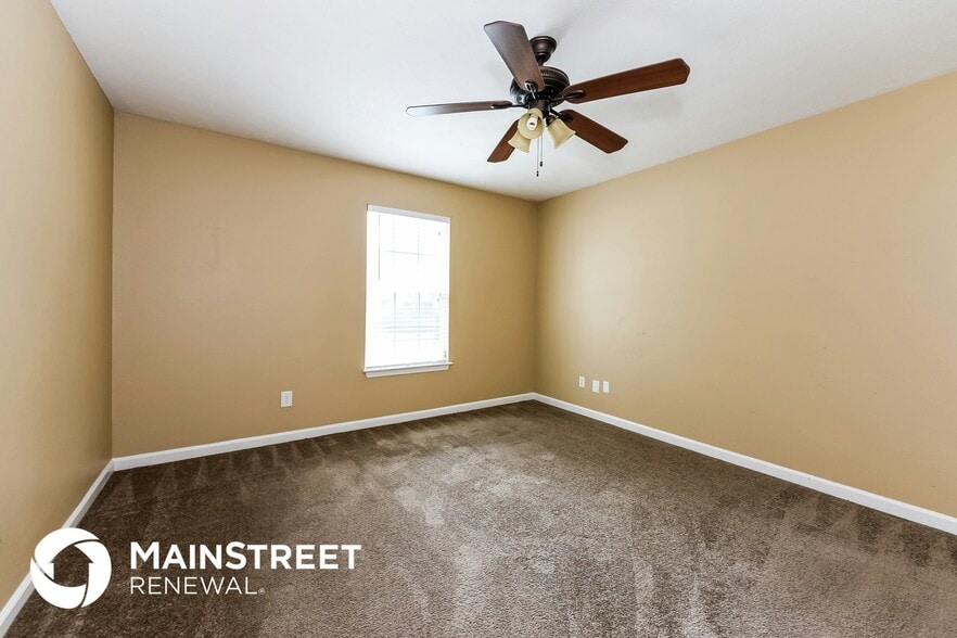 Building Photo - 144 Dreville Dr