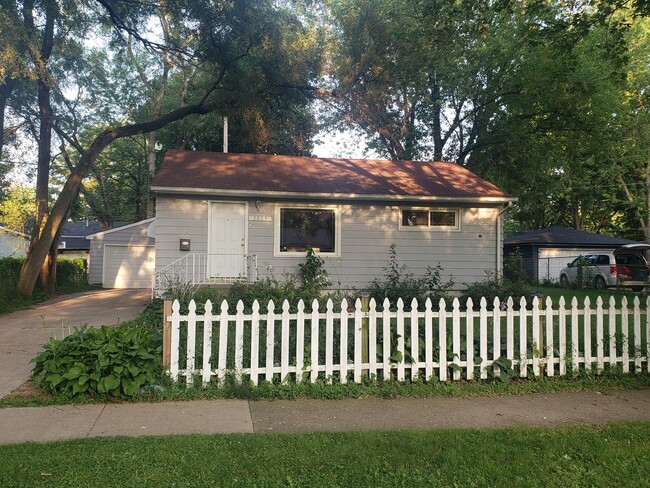 Primary Photo - 2809 N Butrick St