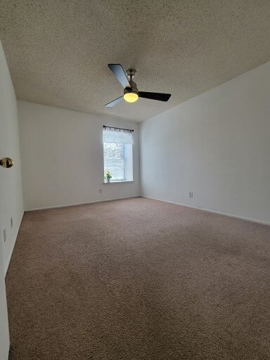 Building Photo - 8038 Broadway St