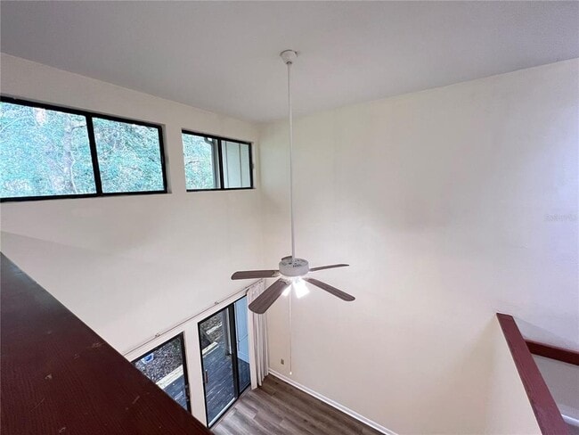 Building Photo - 313 SW 54th Dr