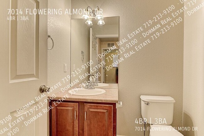 Building Photo - Ridgeview Single Family Home