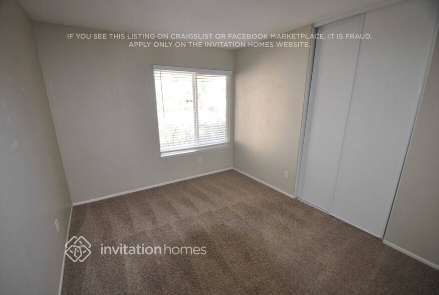 Building Photo - 42705 San Julian Pl
