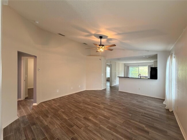 Building Photo - 5806 Oak Mill Terrace