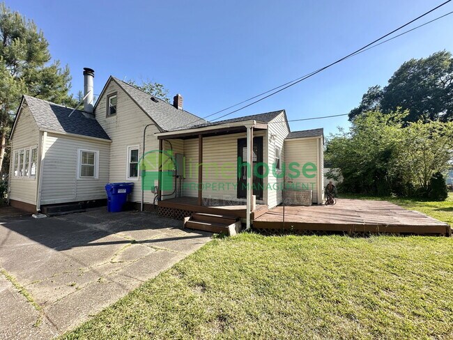 Building Photo - 8107 Old Ocean View Rd