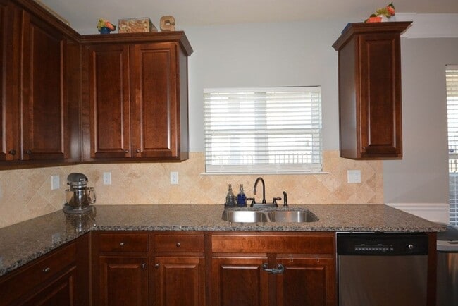 Building Photo - Home For Rent - 4427 Grove Landing Drive Grovetown, GA 30813