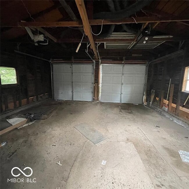 Building Photo - 216 N 6th Ave