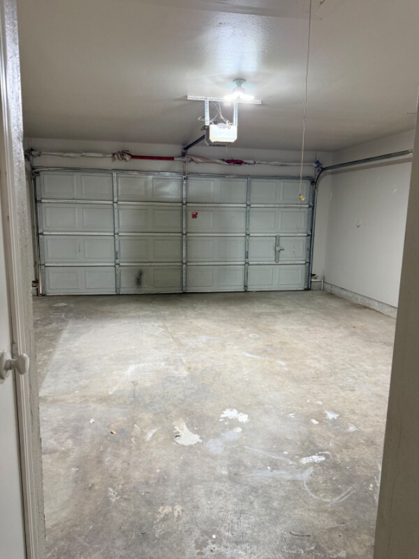 Building Photo - 6128 S Madison Pl