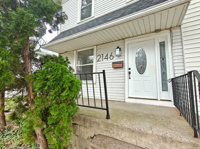 Building Photo - 2146 44th St
