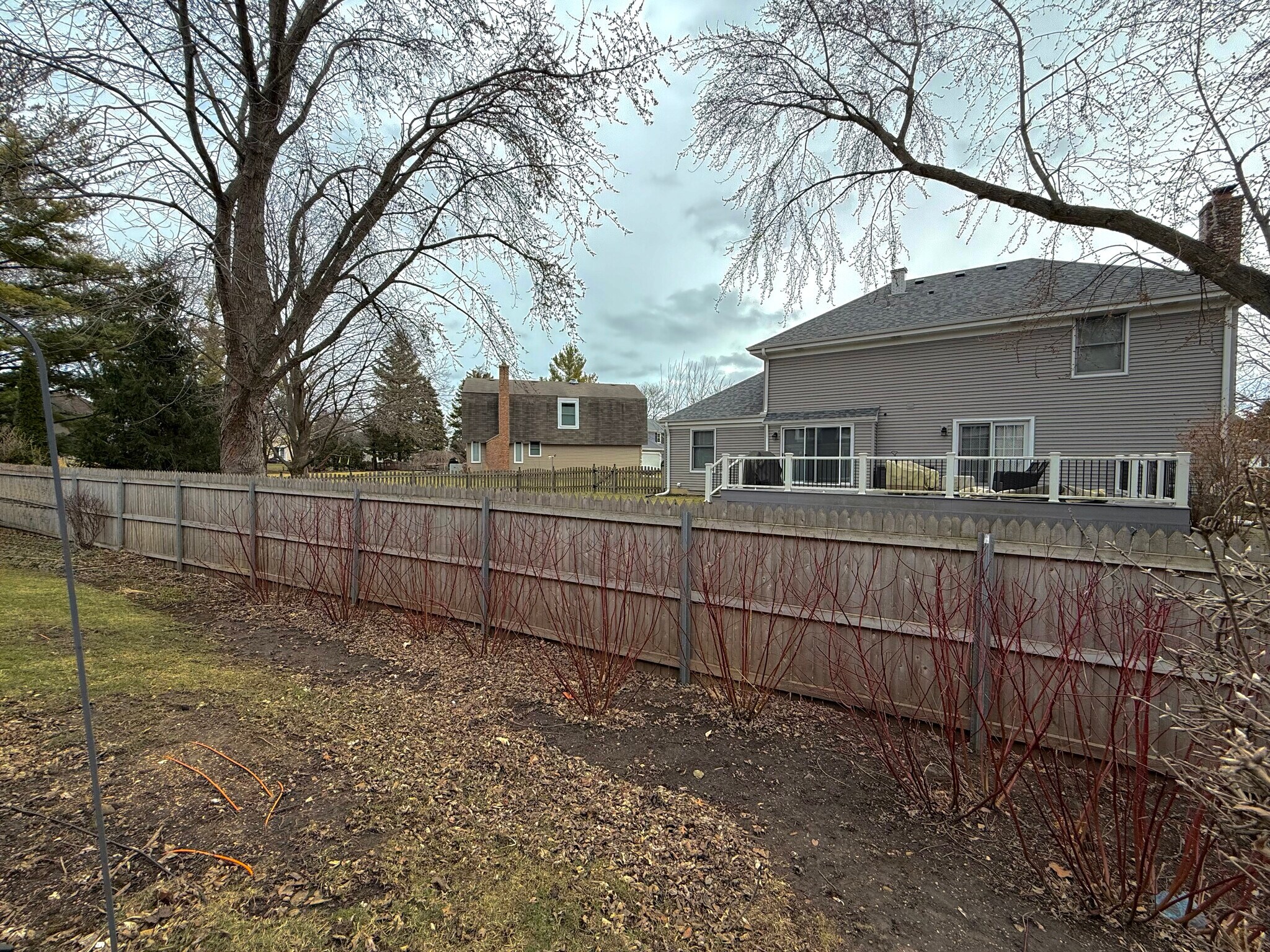 Building Photo - 837 Garfield Ave