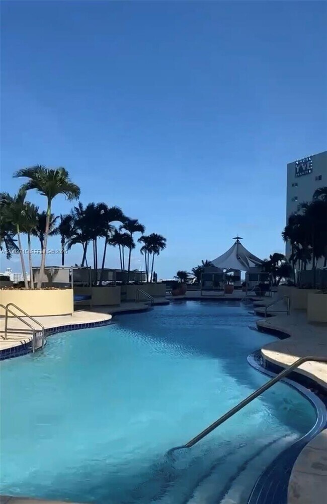 Building Photo - 244 Biscayne Blvd