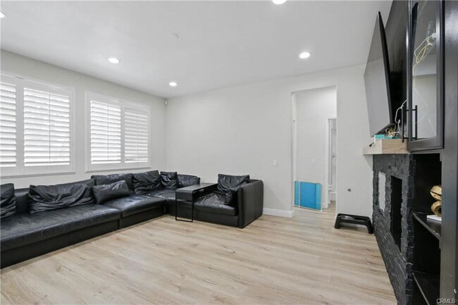 Building Photo - 3012 N Spicewood St