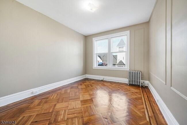 Building Photo - 2 Washburn Pl