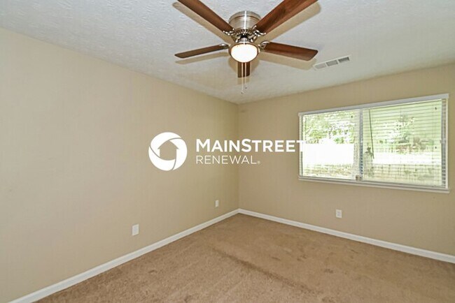 Building Photo - 3 Bedroom Pet-Friendly Home in Jonesboro, ...