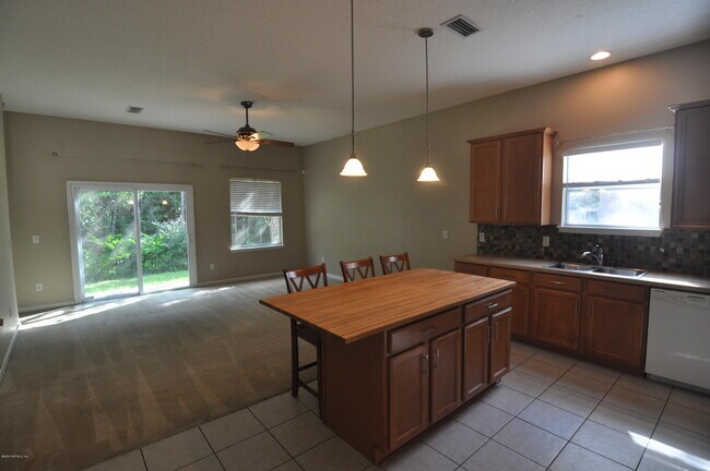 Building Photo - 1637 Hammock Grove Ln