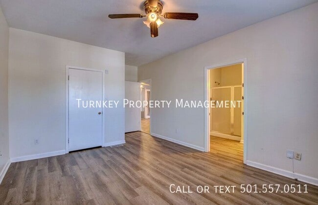 Building Photo - 3 Rocky Top Cove