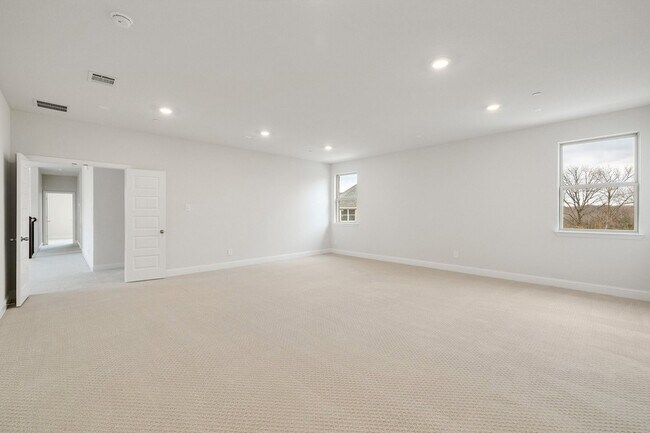 Building Photo - 310 Greystone Ct