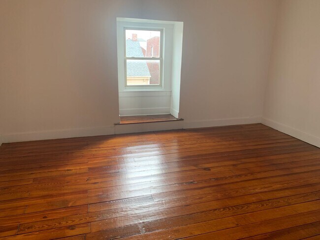 Building Photo - 30 N Belvidere Ave
