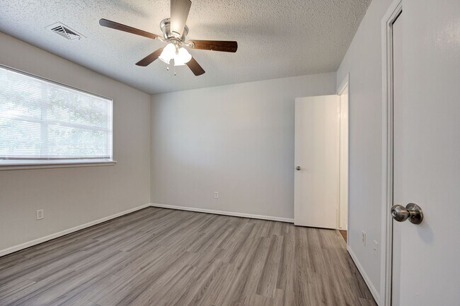 Building Photo - Corner-Lot Charmer Near Tinker AFB | Solar...